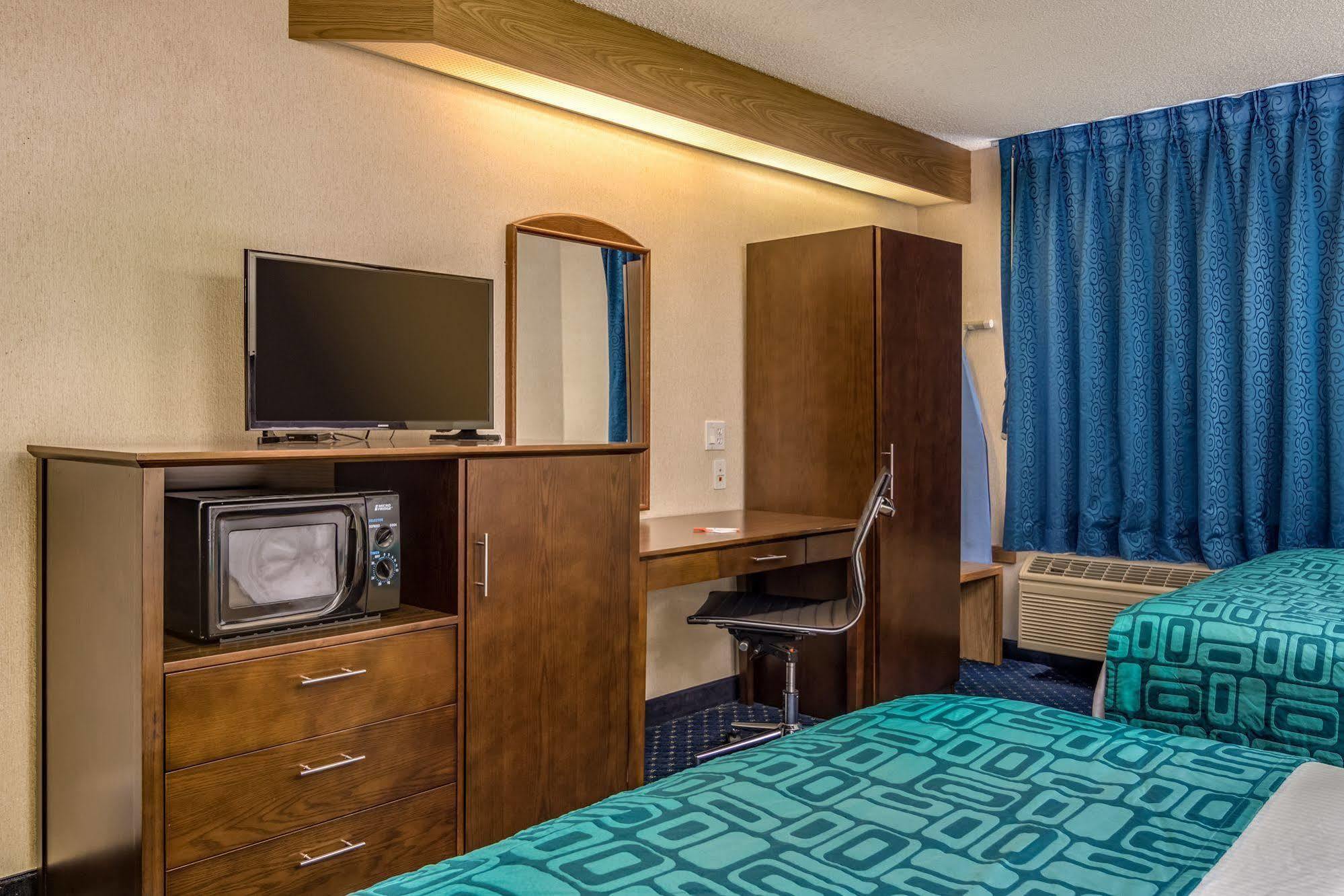 Howard Johnson By Wyndham Vancouver Hotel & Suites 外观 照片